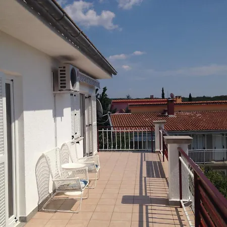 Josko Appartamento Pinezići